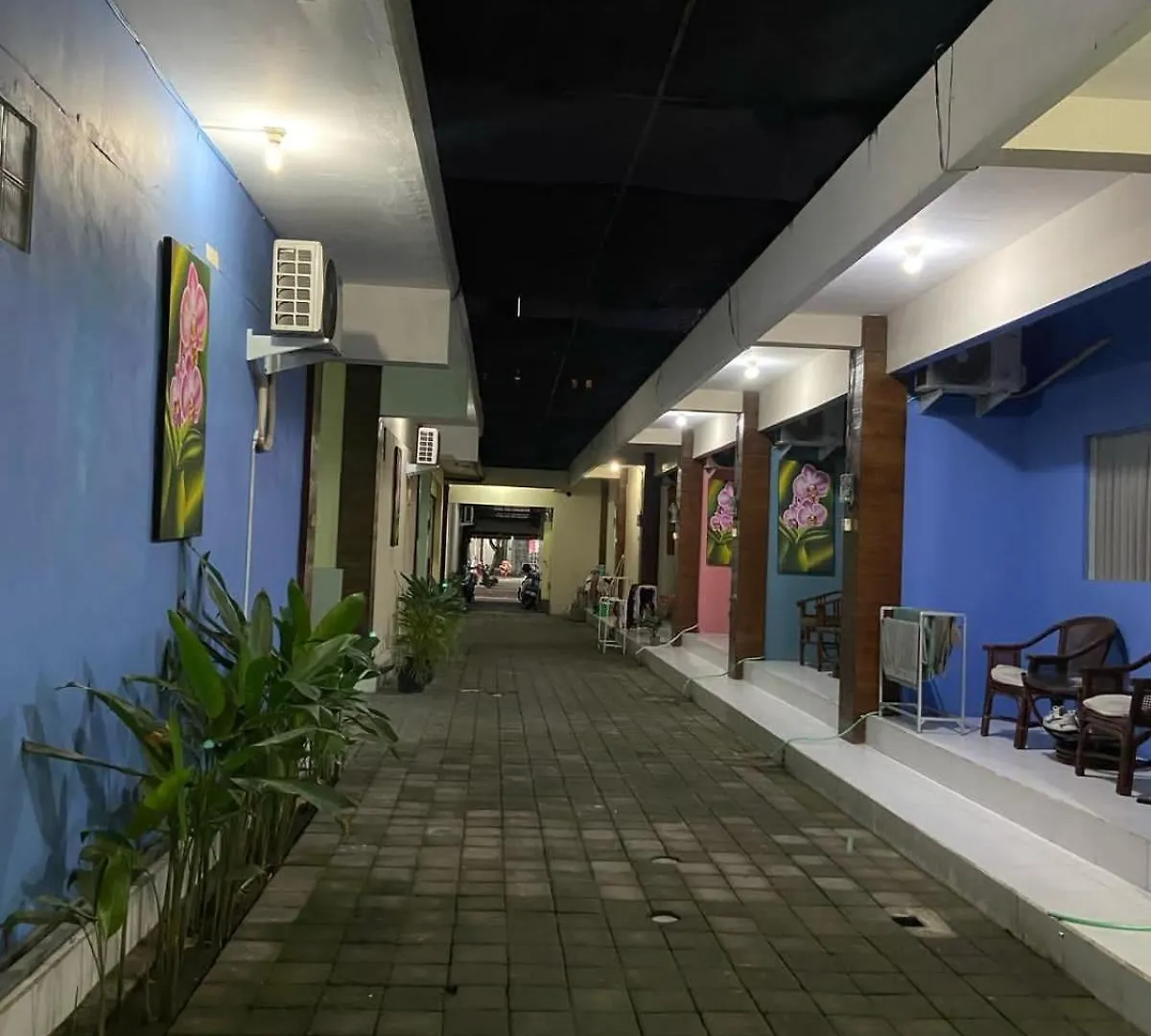 Cozy Room Kuta - 1 Minutes To The Beach By Micky Studio Legian 0*,